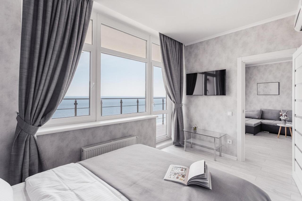 Sea & Sky Apartments Odessza Kültér fotó